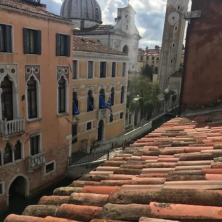 Casa de hóspedes Blu 3*